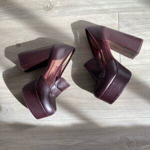 Burgundy Platform Heels 7 (Gucci vibes! )